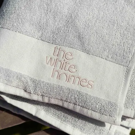 The White Homes Golfyfun Wh4 Villa *