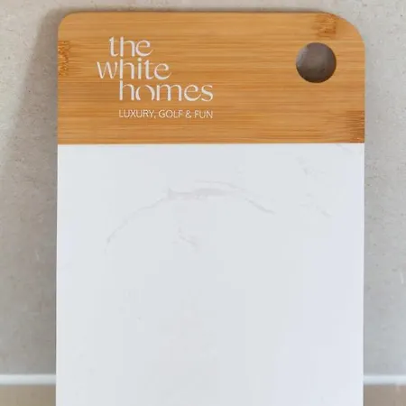 The White Homes Golfyfun Wh4 Villa *
